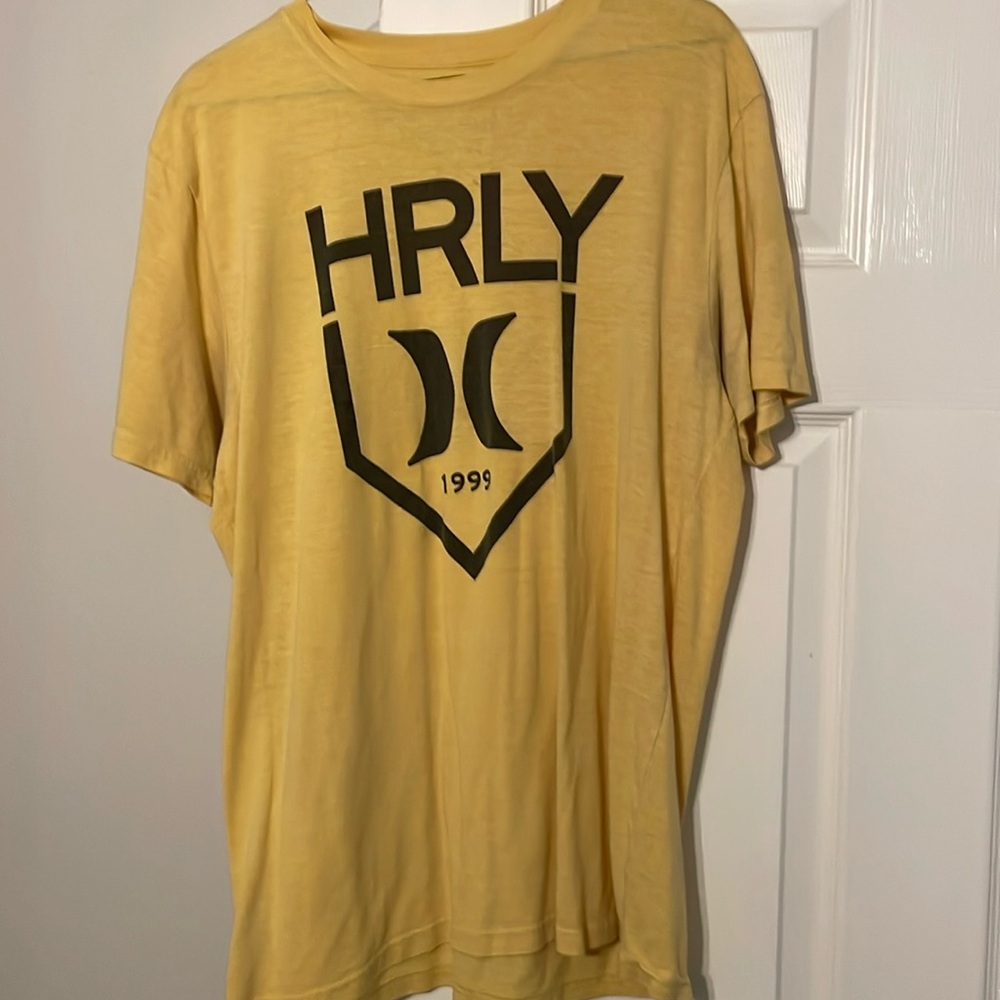 Hurley T-shirt